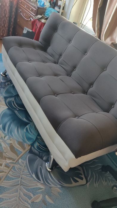 Продам диван книжка