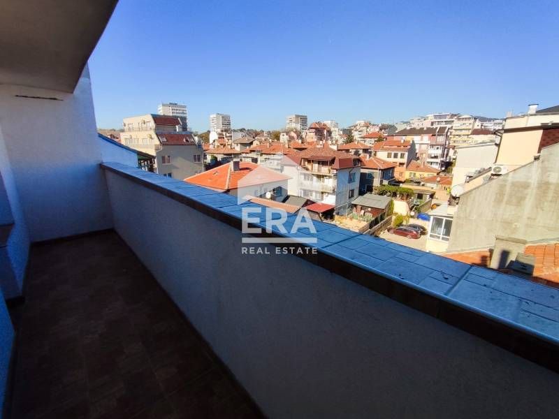 Продава се Двустаен апартамент в Варна, Цветен квартал - 85 кв.м за 2106 €/кв.м - Снимка #10