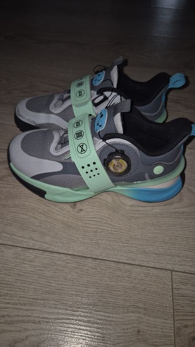 Детские кроссовки li ning оригинальные, 32 размер