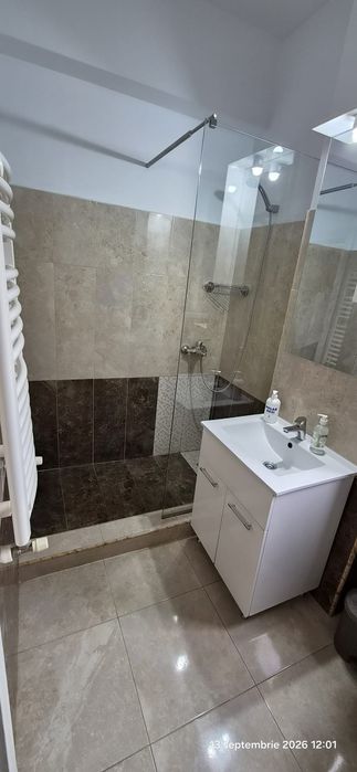 Proprietar – Închiriez apartament 2 camere pe termen lung – în complexul Twin Residence din zona Summerland