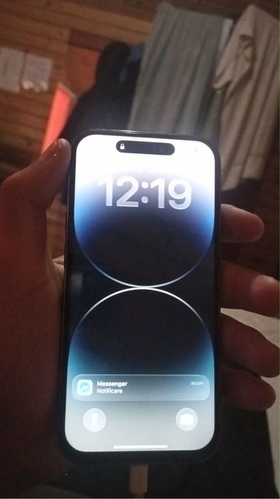 Schimb cu alt telefon sau motoreta scuetere  etc sau bani cash bateria 100% bateria schimbata