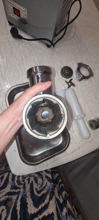 Мясорубка промышленная