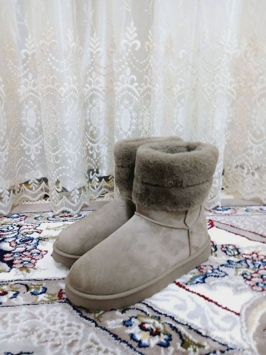 Ayollar uchun zamonaviy UGG etiklar | Issiq va qulay