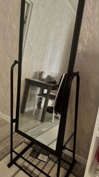 Зеркало для бутика