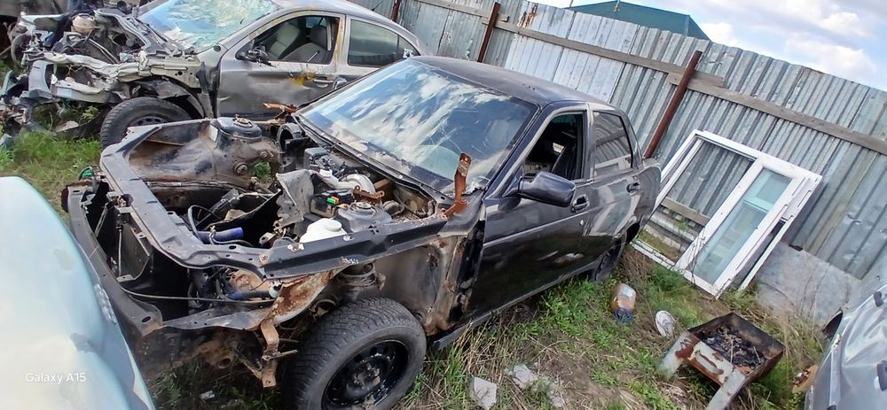 Запчасти на приору лада приора по запчастям lada priora