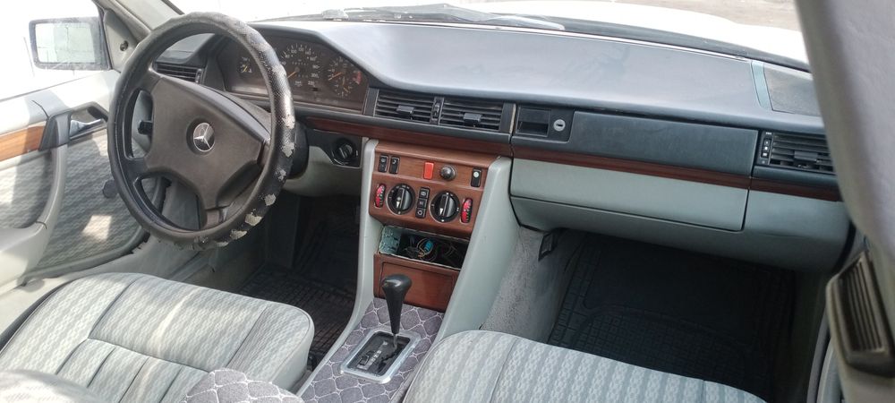 Мерседес Е200 сатылады срочно