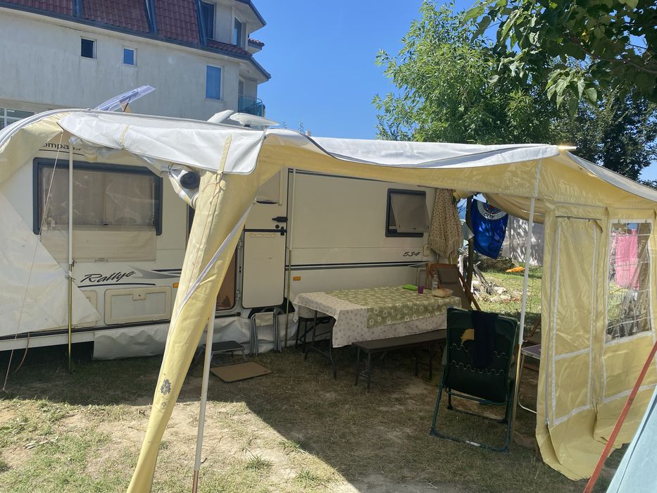 Vand cort rulota 9.6m lungime snur,structura usoara si foarte rezistenta