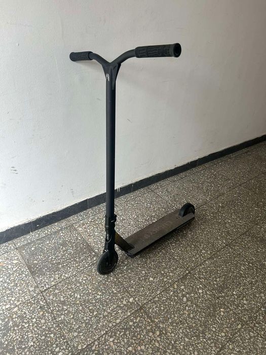 Тротинетка за трикове Lucky Prospect/ethic bar