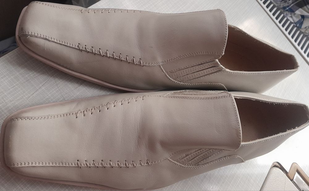 Pantofi de piele încălțați doar o data la cununie