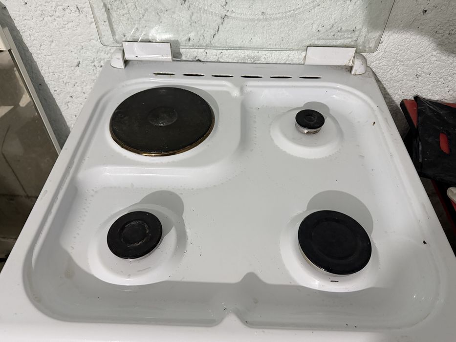 Газовая плита Beko с духовкой