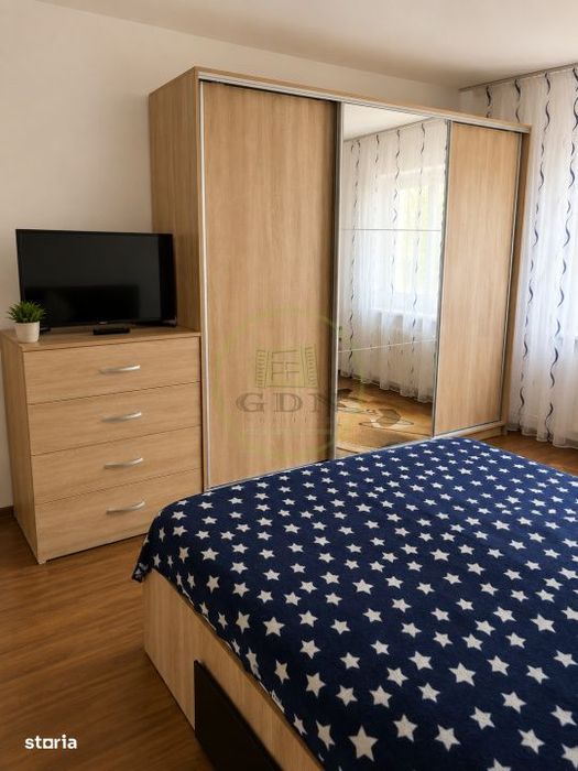 INCHIRIERE APARTAMENT 3 camere pet friendly Astra Brasov cu loc de par