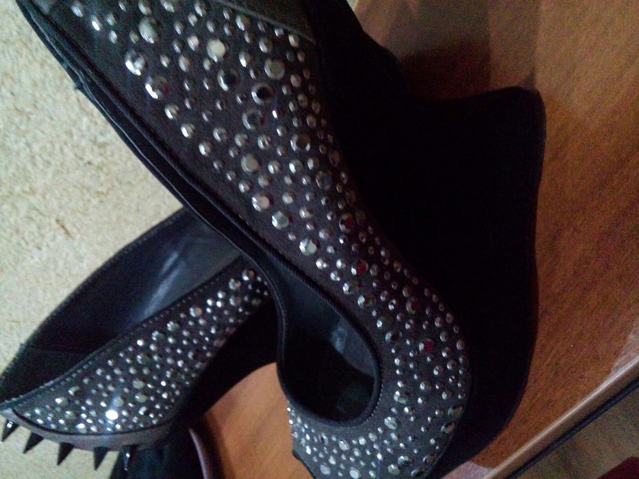 Туфли вечерние на платформе