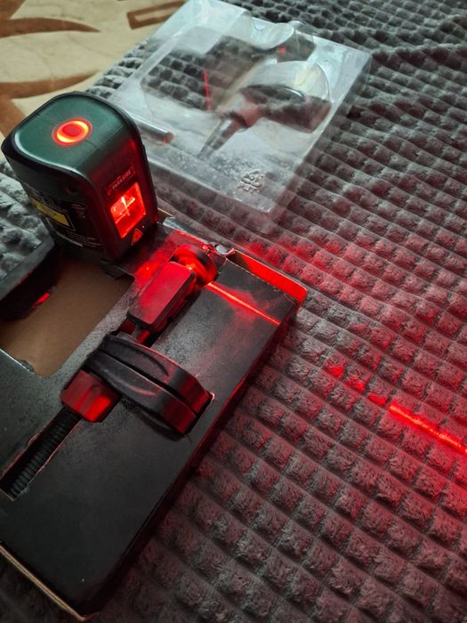 Nivela Laser Parkside