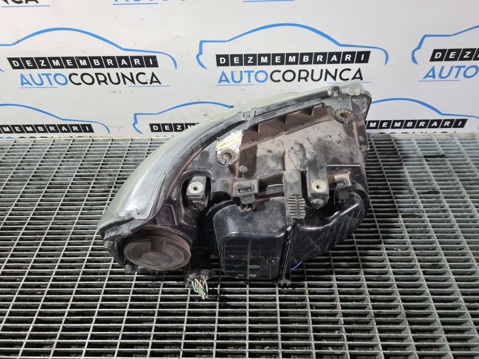 Far Stanga Land Rover Freelander 2 2006 - 2010 SUV 4 Usi (967) Fara xenon