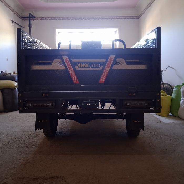 Yangi VMX Motors Mototsikli sotiladi