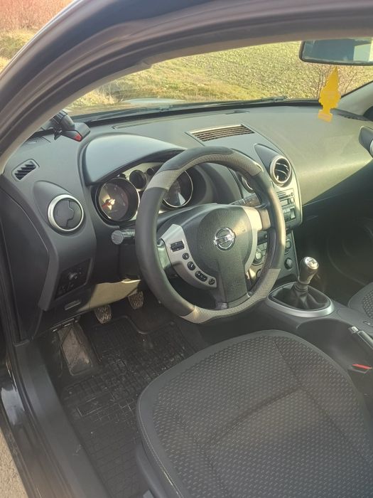Vând Nissan Qashqai