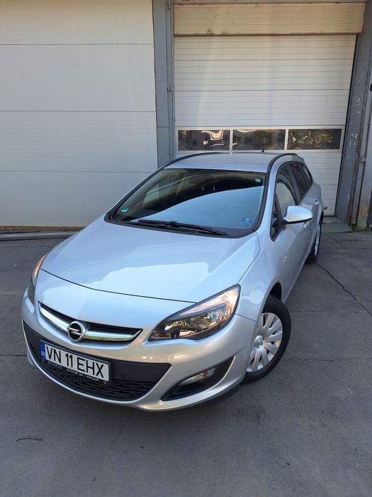 Opel Astra 1.6 cdti EURO 6 volan si scaune incalzite