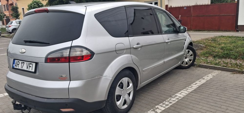 Ford s max accept variante cu suv 2.0