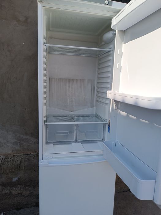 Холодильник индезит сатылады