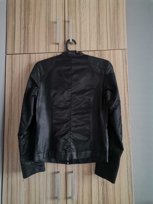 Дамско черно яке Vera Pelle