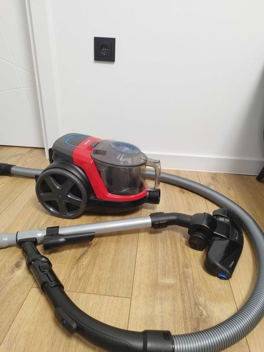 Прахосмукачка Филипс / Philips