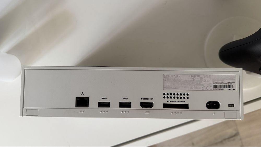 Xbox Series S 512GB + 2 Оригинални Контролера