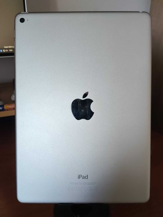 Таблет Apple iPad Air2 9.7" 32GB