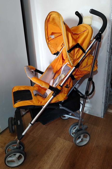 Коляска прогулочная. Читайте описание.