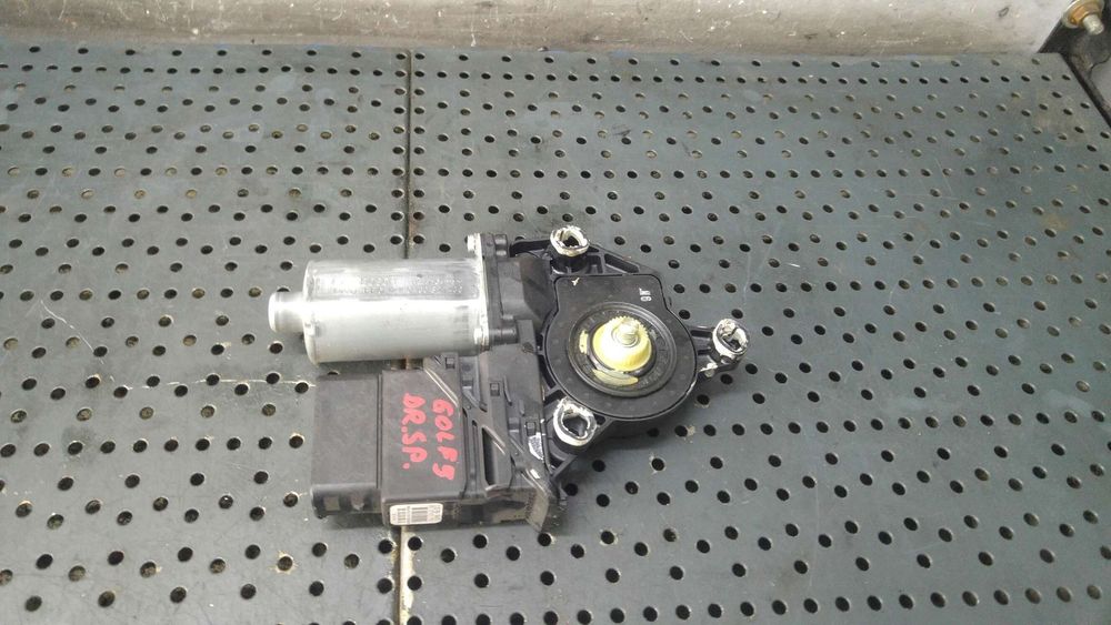 Motoras macara dreapta spate vw golf 5 1k1 1k4839402e 1k0959704k 994901300