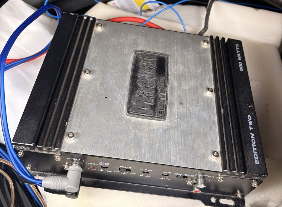 Subwoofer alpine +amplificator