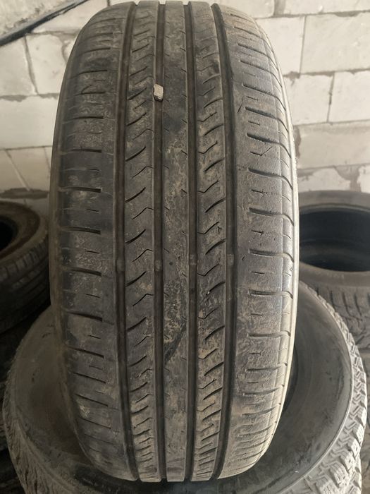 Продам шины 215/60 R16