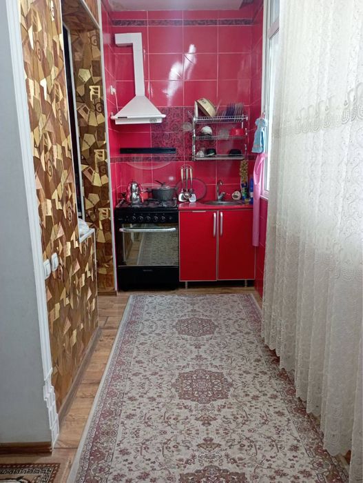 Продаётся квартира ТТЗ 2 3 комнатная 1 этаж 80 кв.м срочно,раздельная