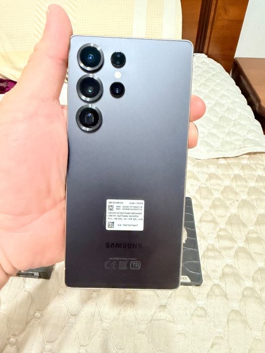 Продам Самсунг S25 Ultra 12/256Gb