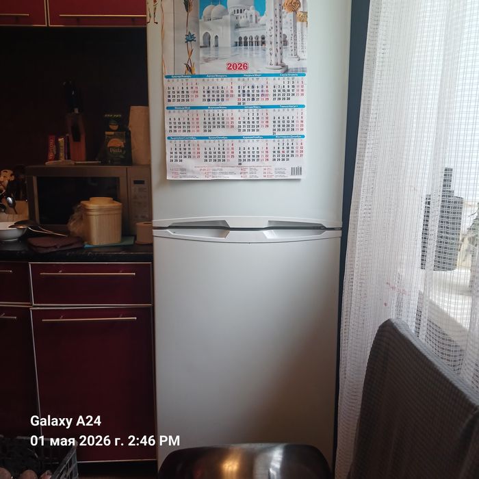 Продам холодильник