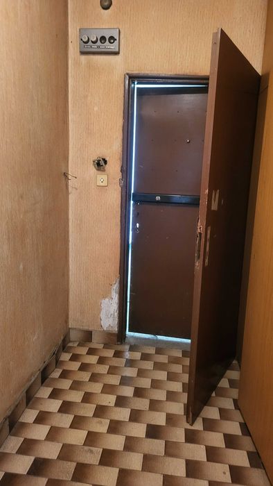Продавам 2стаен апартамент в Обеля 2