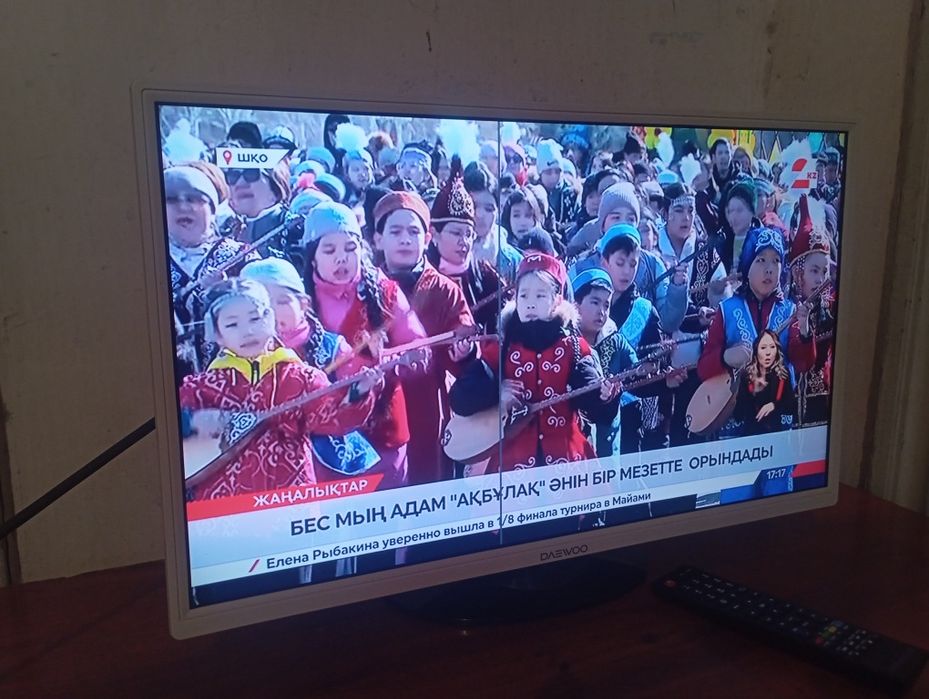 Продам телевизор Daewoo , диагональ 60 см .