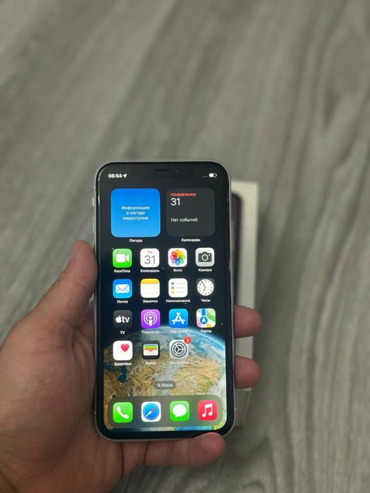 Iphone Xr 128гб в хорошем состояний
