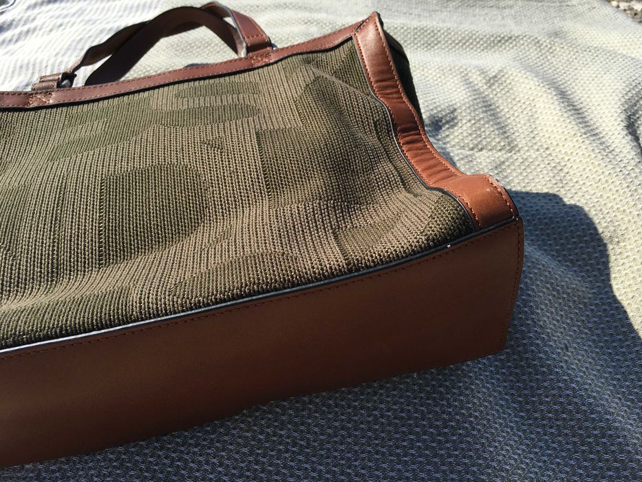 LIEBESKIND чанта НОВА с етикет