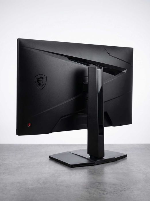 Игровой ПК для 2K/4K Ryzen 7 7800X3D - RTX 5070Ti + Монитор 180 Гц