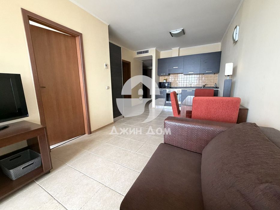 Продава се Тристаен апартамент в Поморие - 88 кв.м за 696 €/кв.м - Снимка #3
