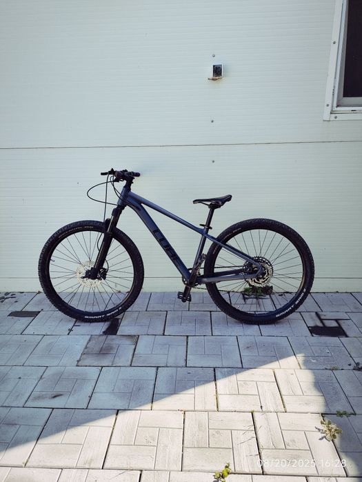 Bicicleta Cube Acid 2023