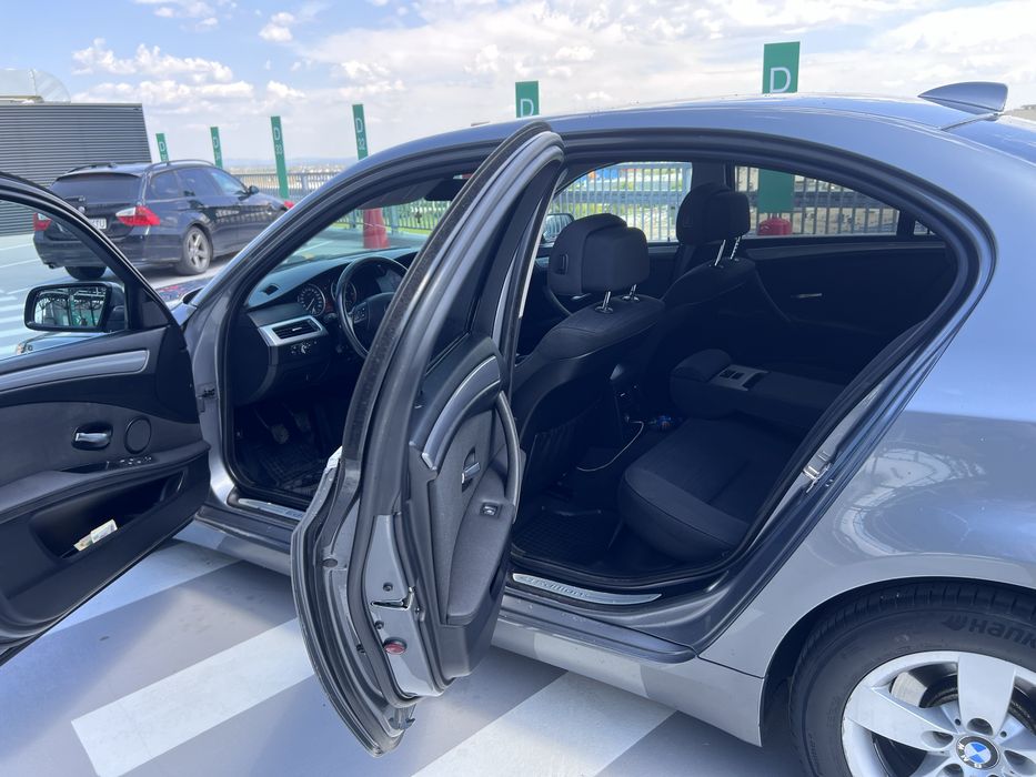 BMW  Seria 5  520d