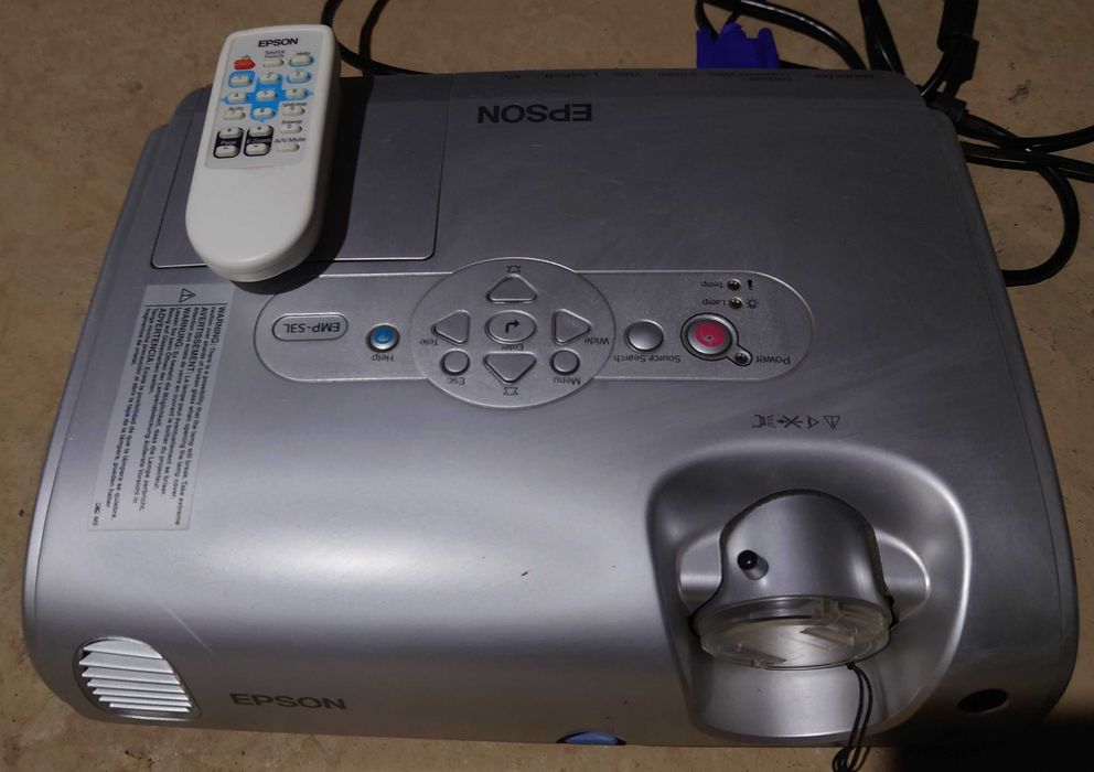 Proyektor EPSON EMP S3L / Проектор EPSON EMP S3L