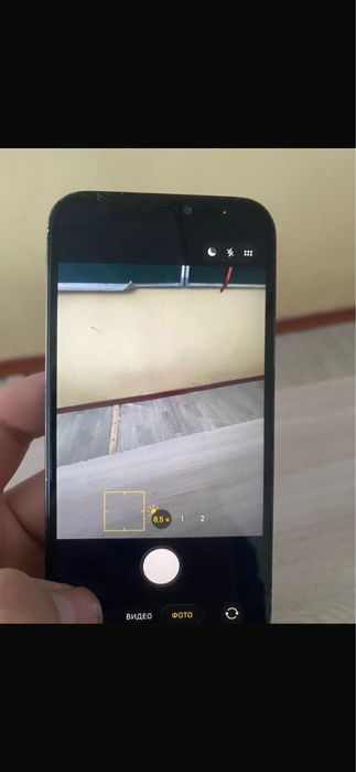 Айфон 12 про работает