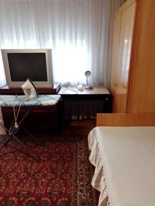 Дава се под наем Двустаен апартамент в Плевен, Дружба 1 - 80 кв.м за 255 € - Снимка #1