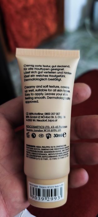 Vând fond de ten Look by Bipa Cover & Smooth Make-Up