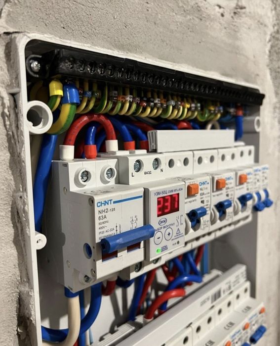 Электрик 24/7 работаю