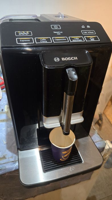 Aparat de cafea  cu boabe Bosch Vero Cup 100