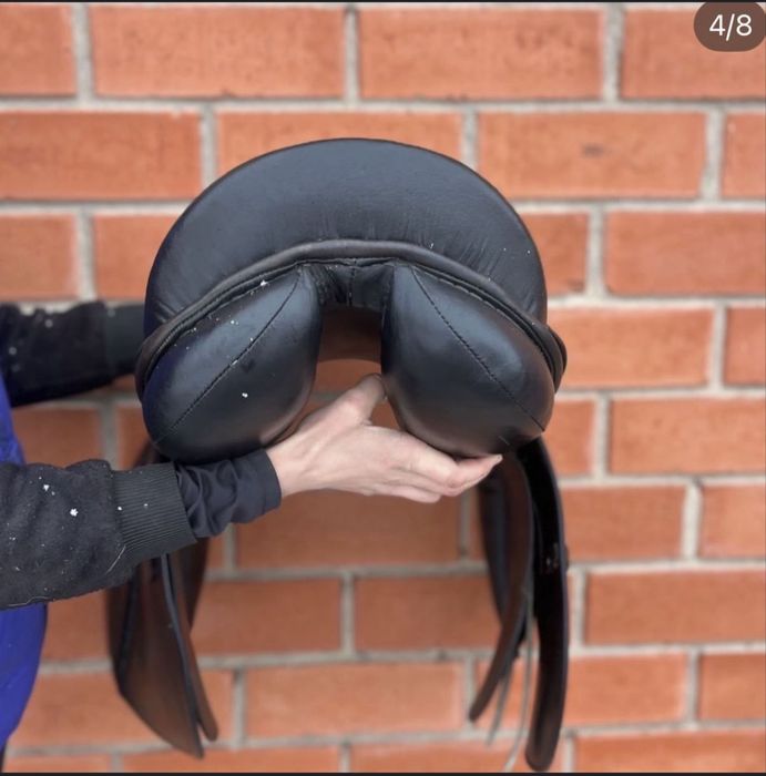 Продам Седло для верховой езды