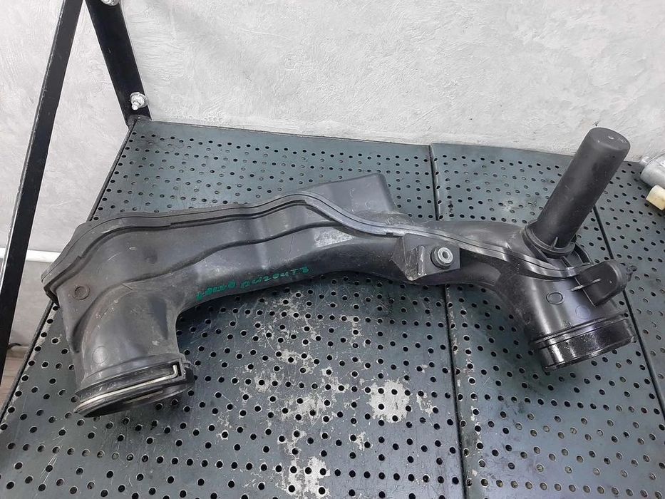 rezonator aer  2.0 d d4204t8  volvo v40 v60  31370135